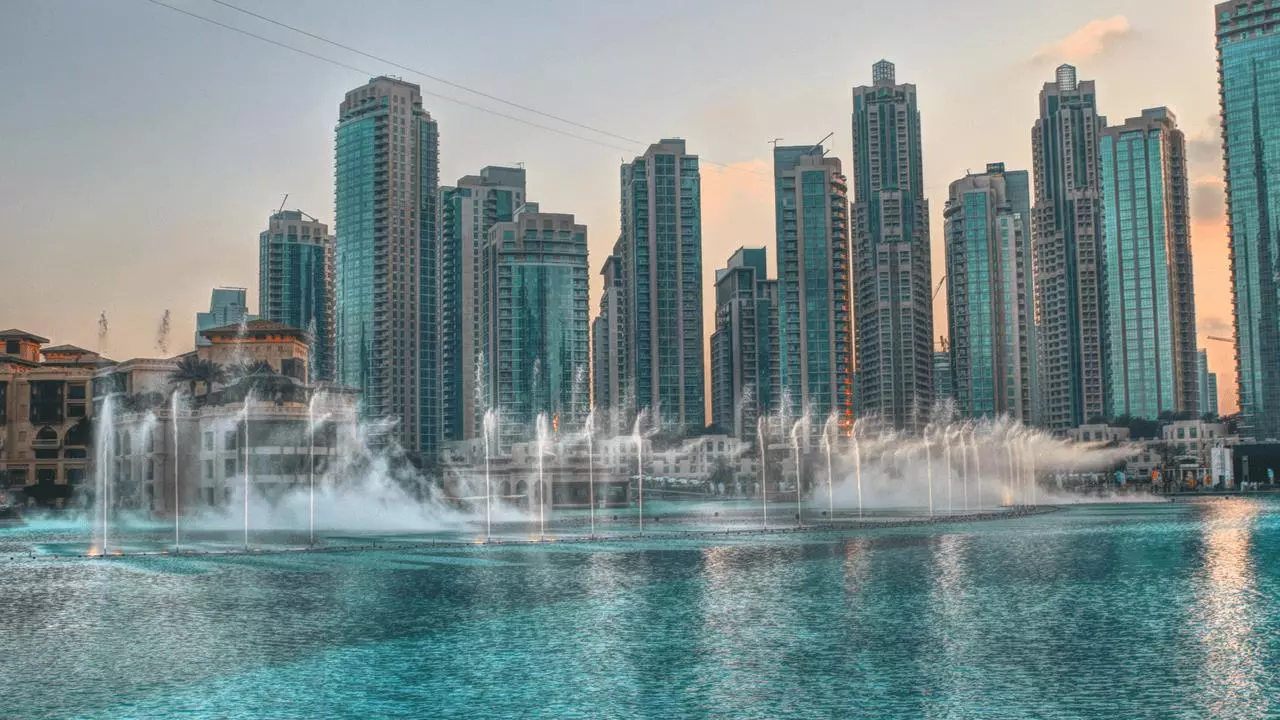 Modern Dubai City Tour with a Sightseeing Cruise - Photo 2