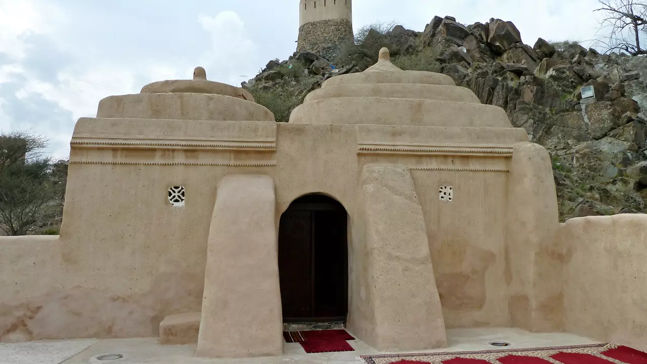 5 Emirates + Indian Ocean Tour - Photo 9