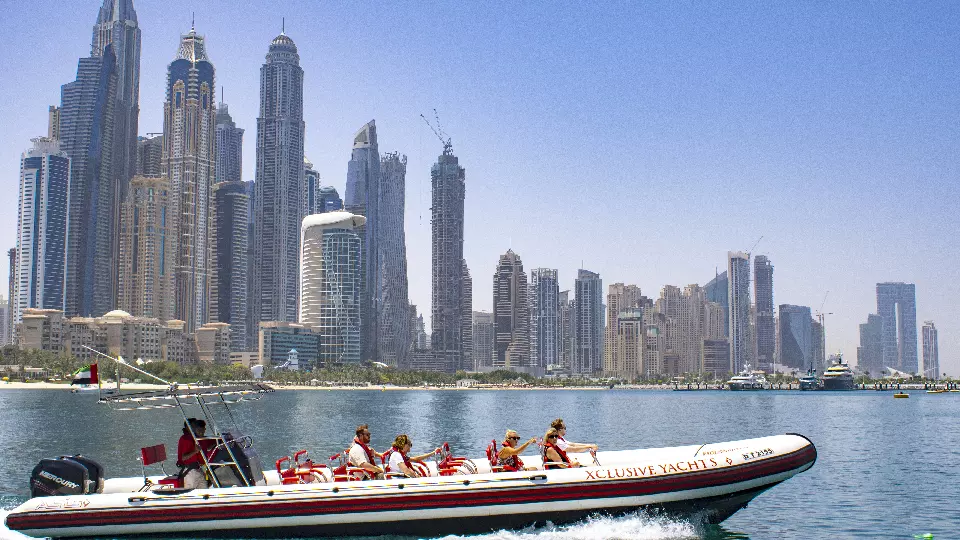 Speed Boat Tour Dubai - Photo 10