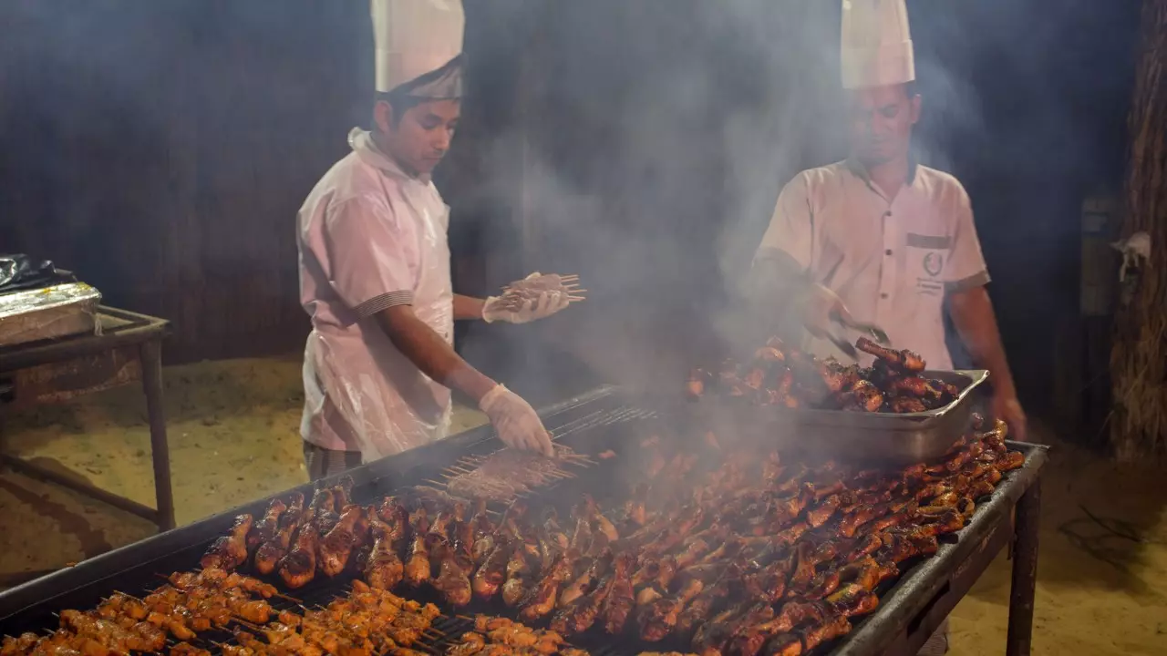 Desert Safari in Dubai + Red Sands Camp - Photo 2