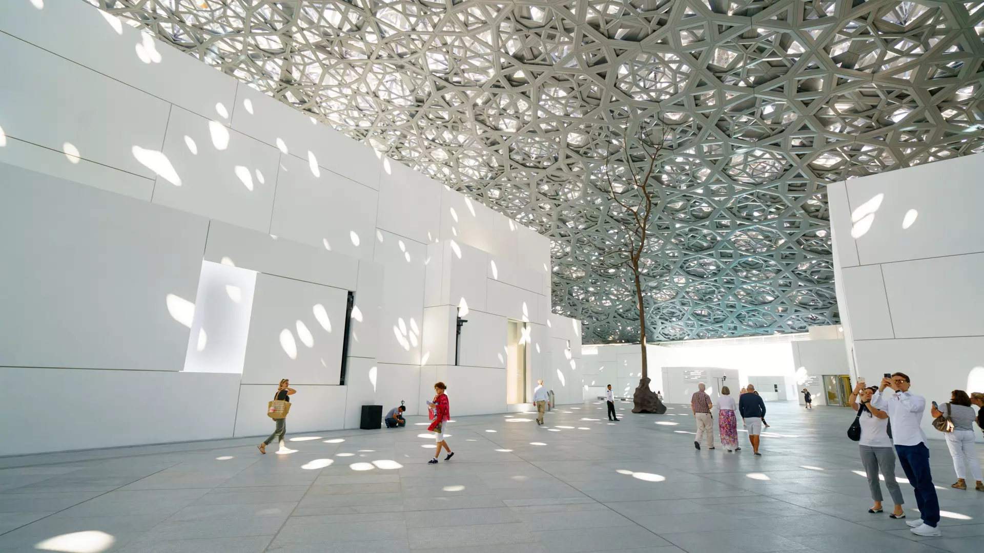 Louvre Museum Abu Dhabi - Photo 15