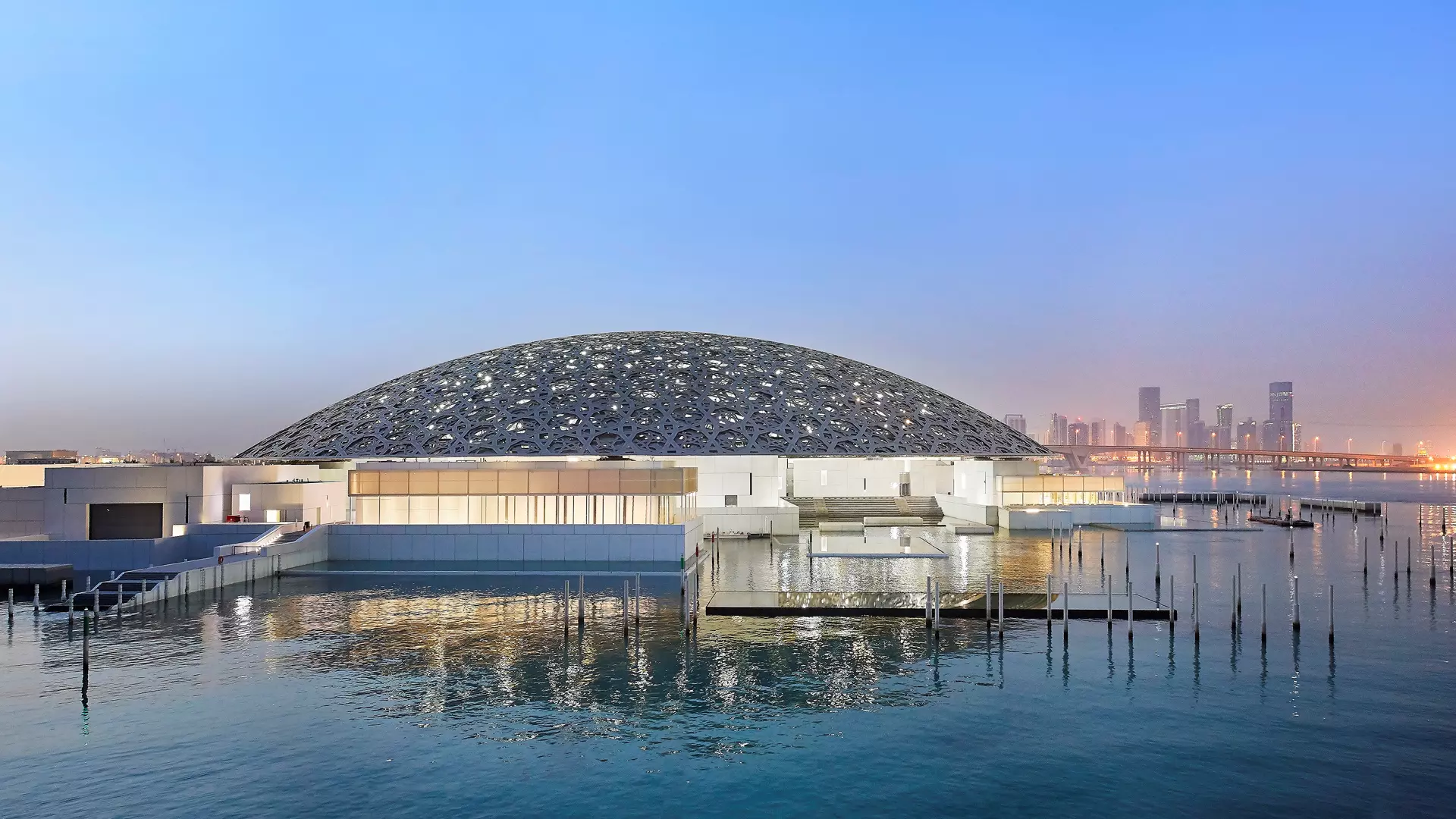 Louvre Museum Abu Dhabi - Photo 21