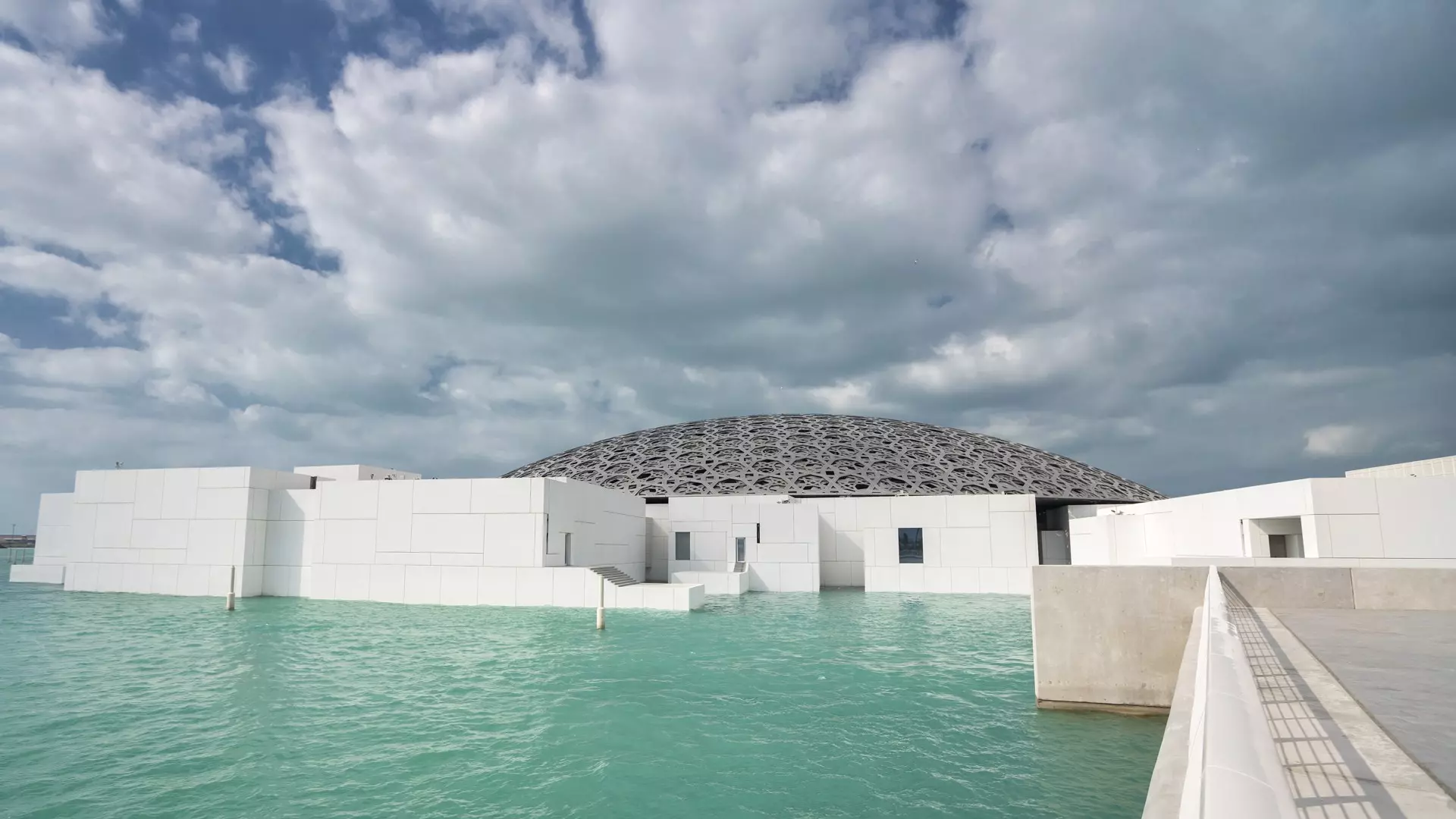 Louvre Museum Abu Dhabi - Photo 23
