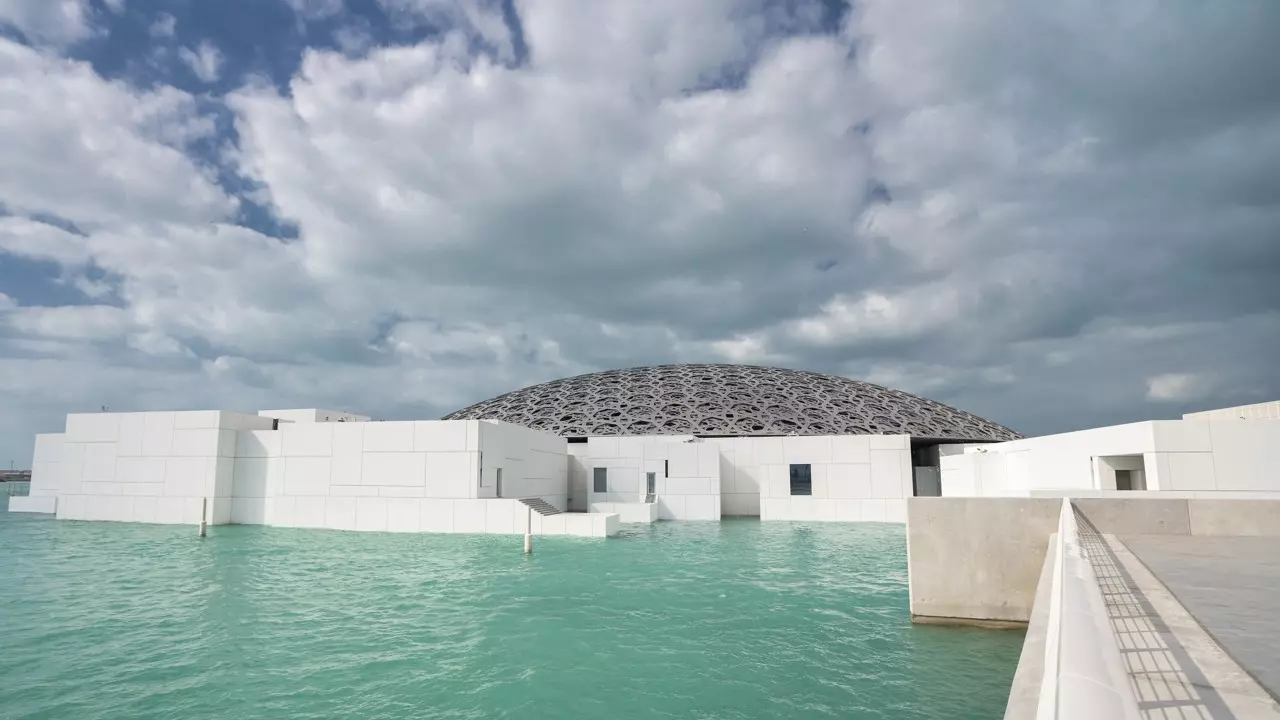 Louvre Museum Abu Dhabi - Photo 9