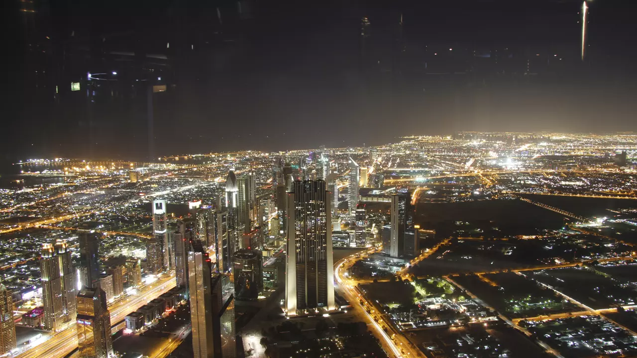 Burj Khalifa - At The Top - Photo 7
