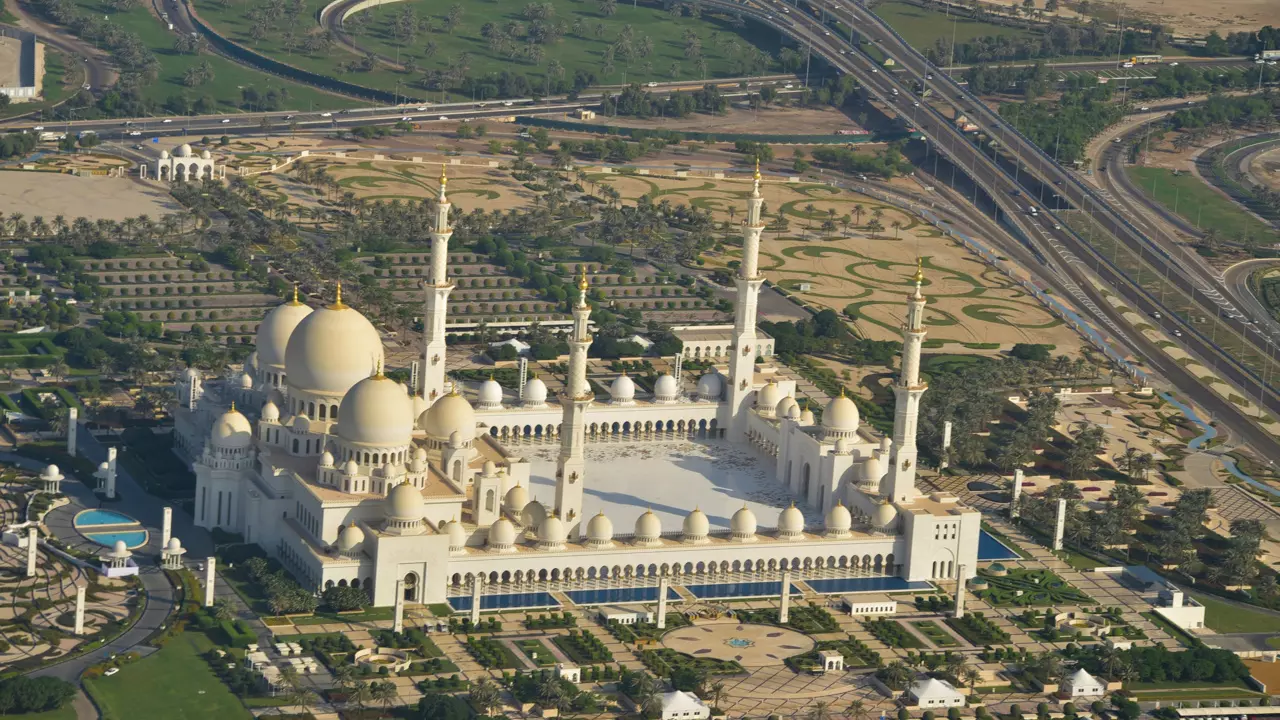 Helicopter Flight Abu Dhabi - Photo 4