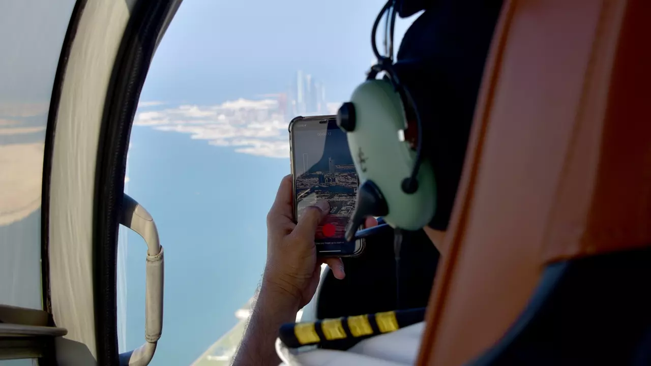 Helicopter Flight Abu Dhabi - Photo 5