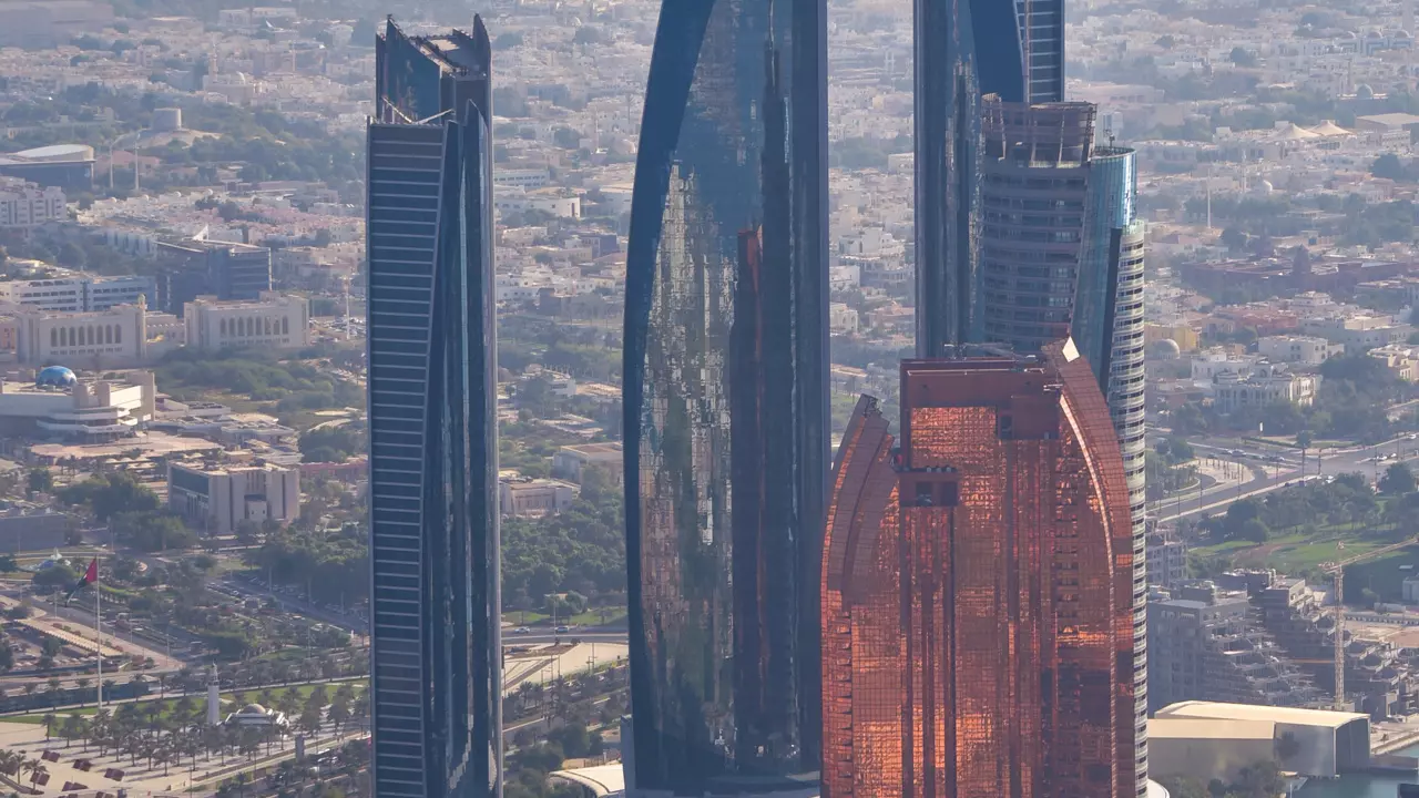 Helicopter Flight Abu Dhabi - Photo 16