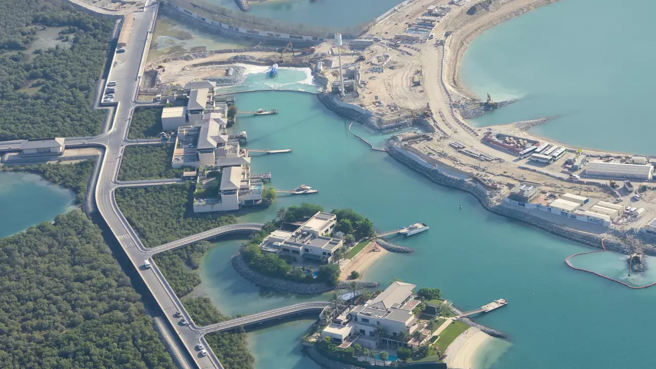 Helicopter Flight Abu Dhabi - Photo 17