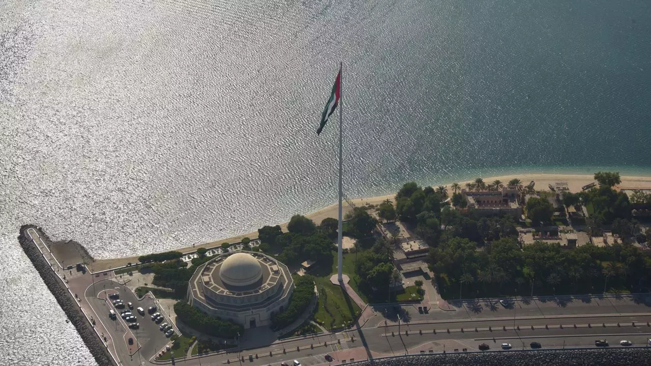 Helicopter Flight Abu Dhabi - Photo 20