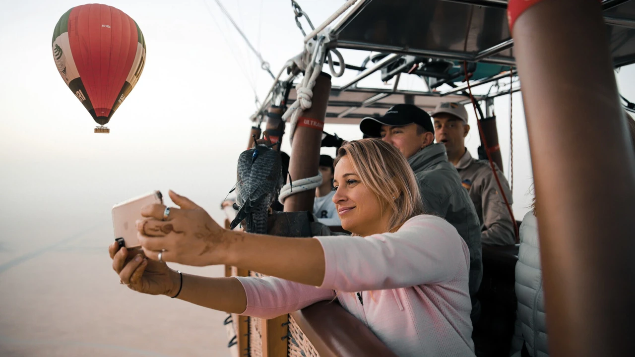 Heritage Cultural Retreat: Overnight Safari with Hot Air Balloon