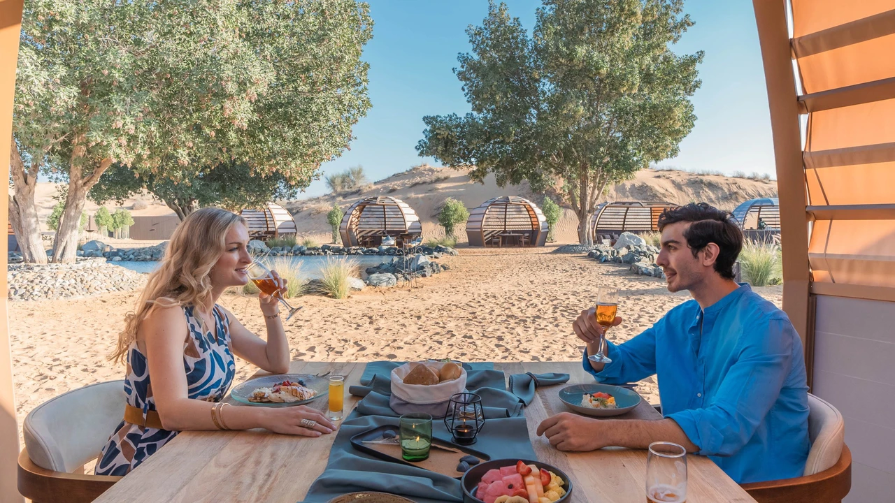Heritage Cultural Retreat: Overnight Safari with Hot Air Balloon