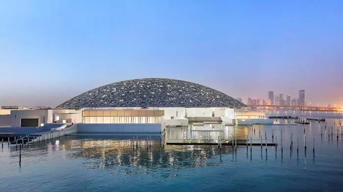 Музей Лувр Абу-Даби