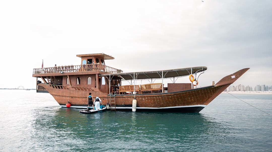 Круиз на Арабской лодке Доу в Дохе