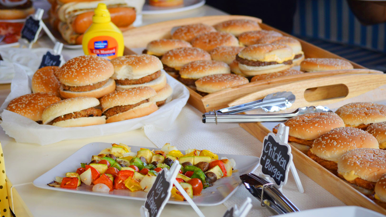 Shared Luxury Yacht Tour with Breakfast or BBQ - Photo 5