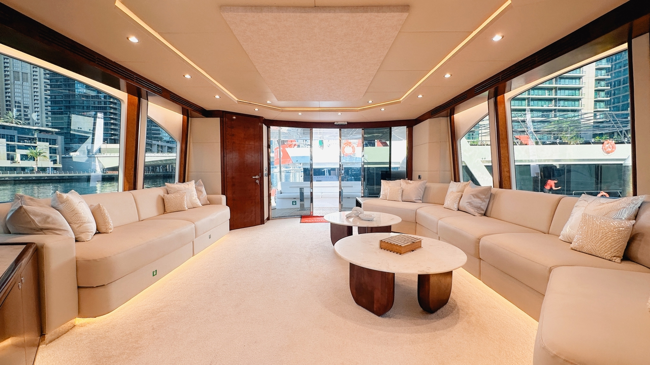 Shared Luxury Yacht Tour with Breakfast or BBQ - Photo 9