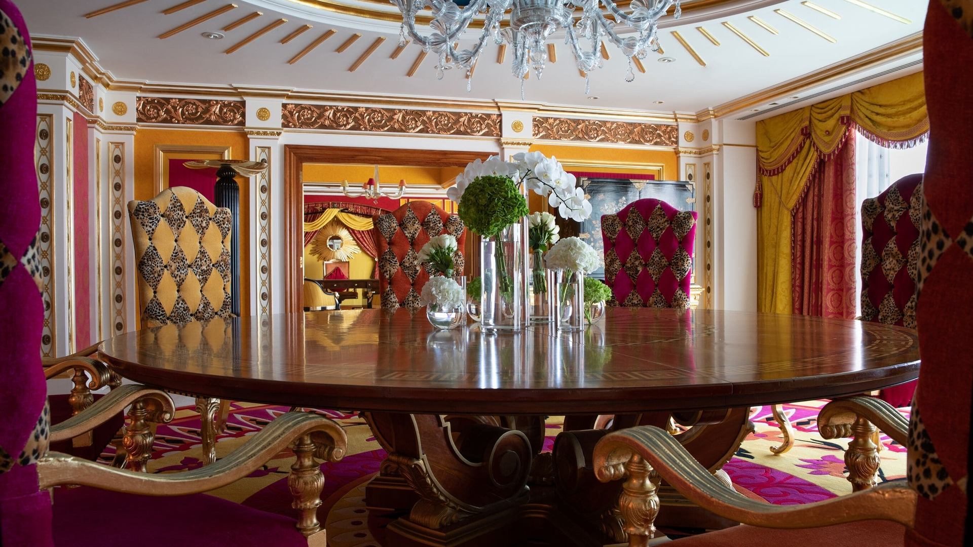 Inside Burj Al Arab - Photo 17