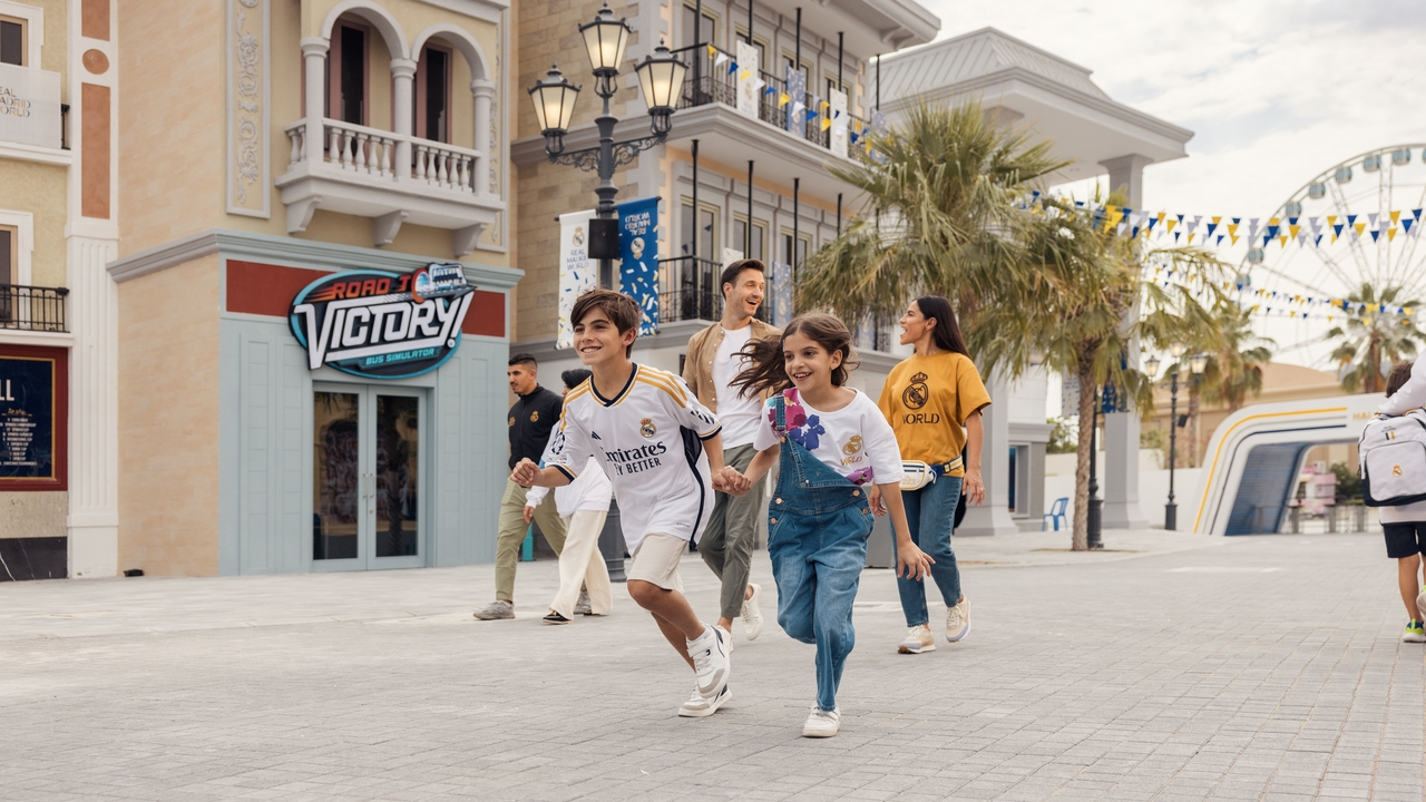 Real Madrid World - Photo 4