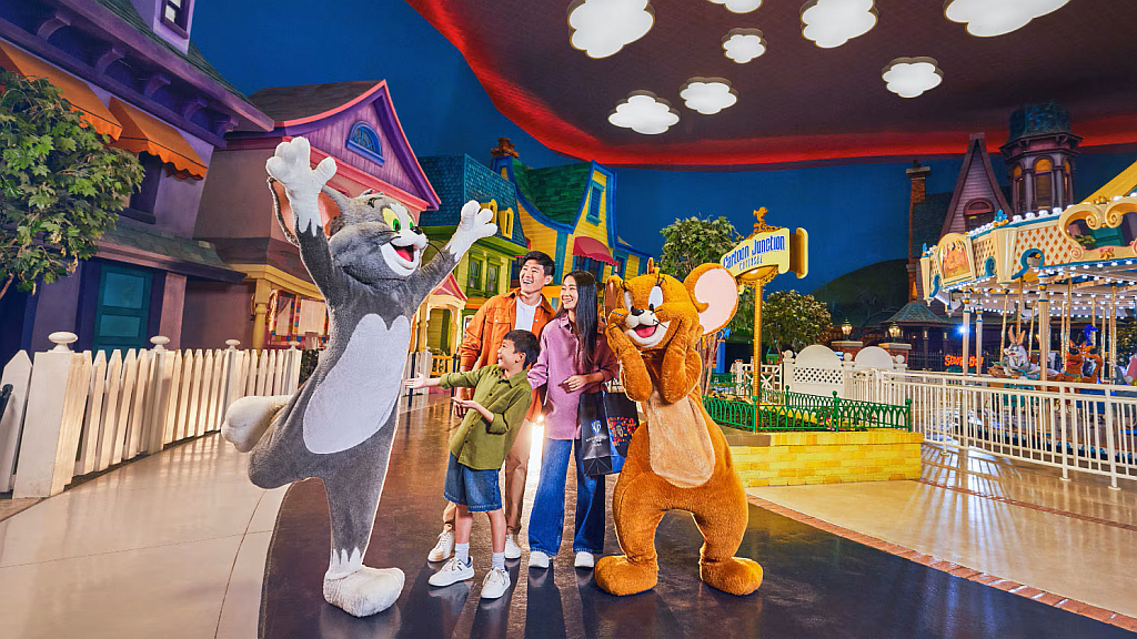 Тематический парк Warner Bros. World на острове Яс в Абу-Даби