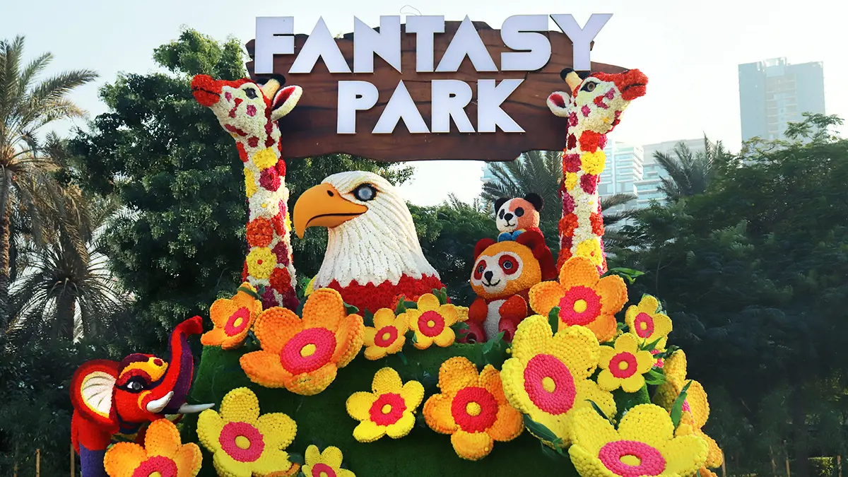 Dubai Garden Glow - Photo 44