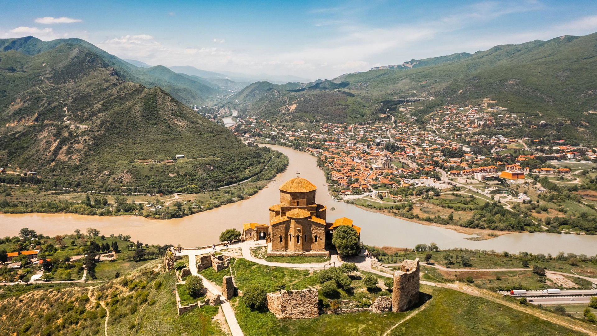 Главное фото