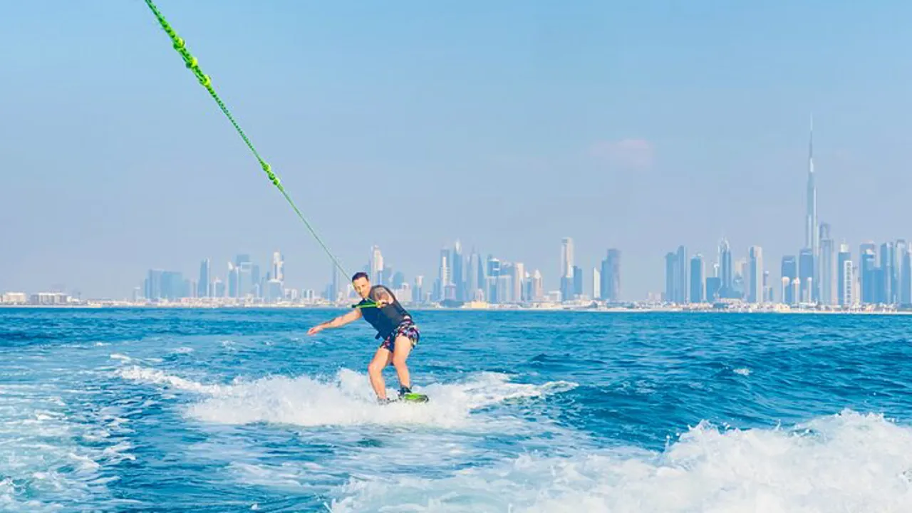 Wakeboarding from Dubai Marina – Bild 2