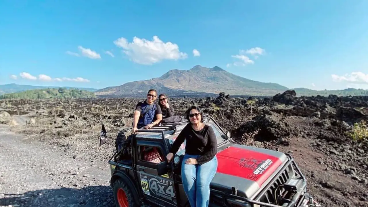 Mount Batur 4WD Jeep Tour – Bild 4