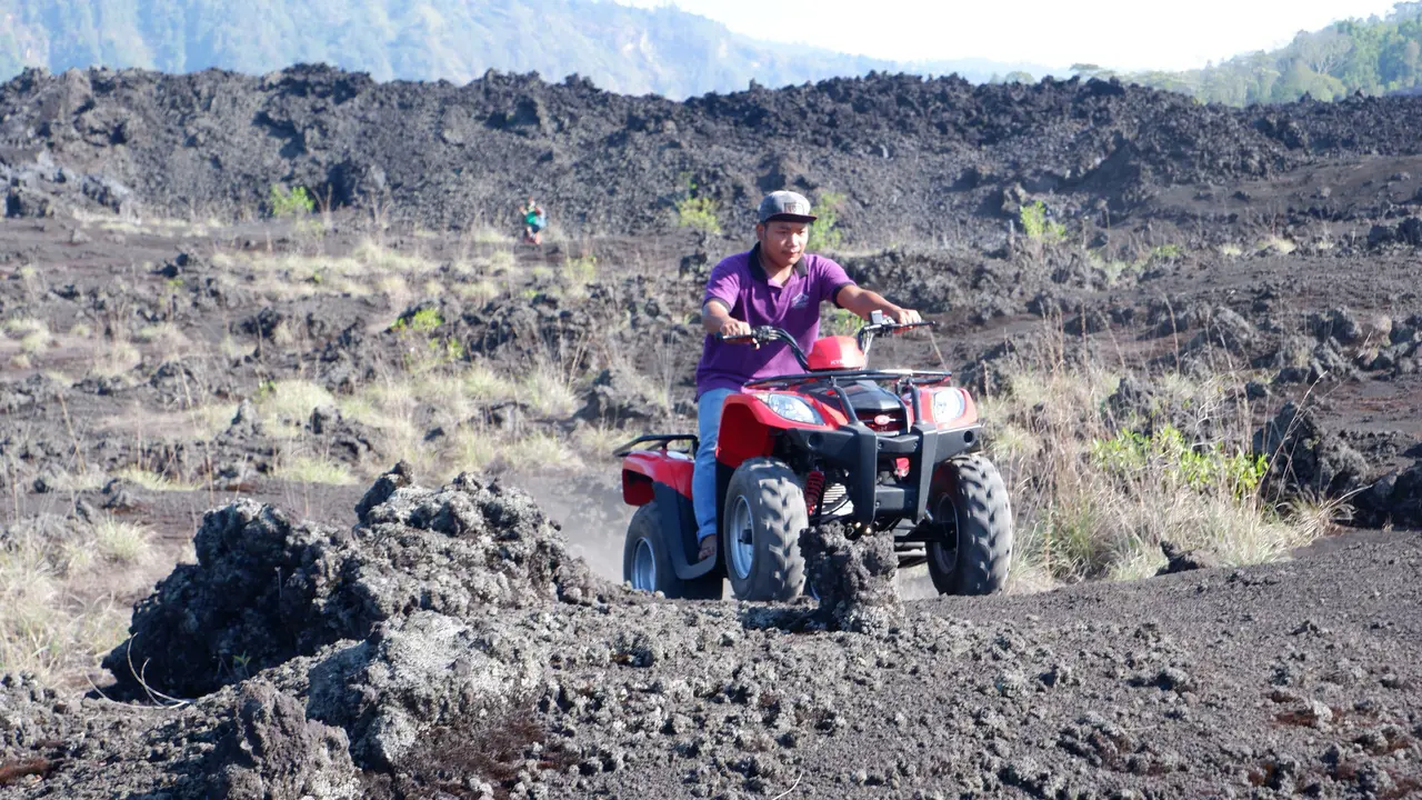 Mount Batur Quad Bike Tour and Hot Spring Visit – Bild 4