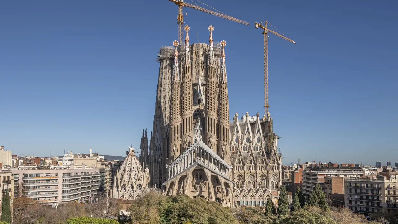 Sagrada Familia Ticket with Optional Tower Access – Bild 4