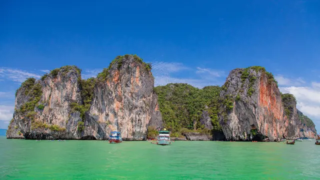 James Bond Island, Phang-Nga Bay, Hong Island, and Khai Island Tour from Phuket
