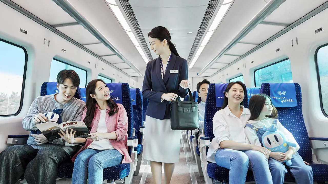 COMBO: AREX Incheon Airport Express Train + N Seoul Tower Observatory – Bild 6