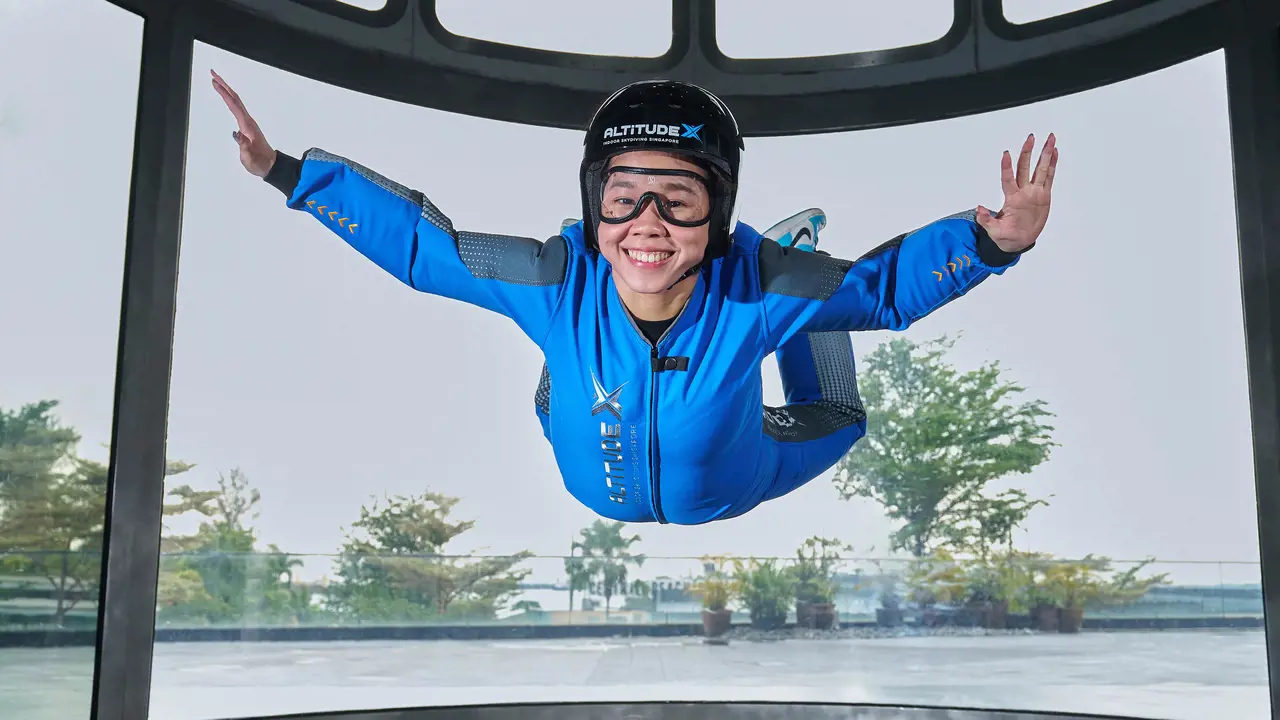 AltitudeX Indoor Skydiving Experience in Singapore – Bild 2