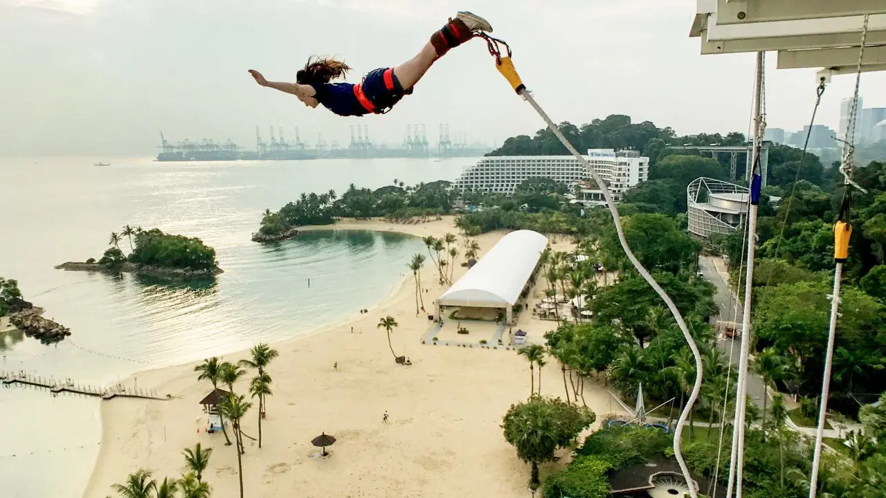 Skypark Sentosa by AJ Hackett Ticket: Bungy Jump and Giant Swing – Bild 7