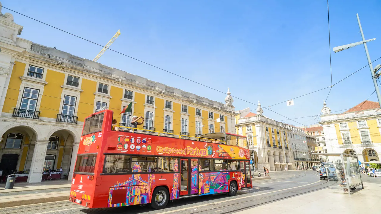 City Sightseeing Lisbon Hop-on Hop-off Bus Tour – Bild 3