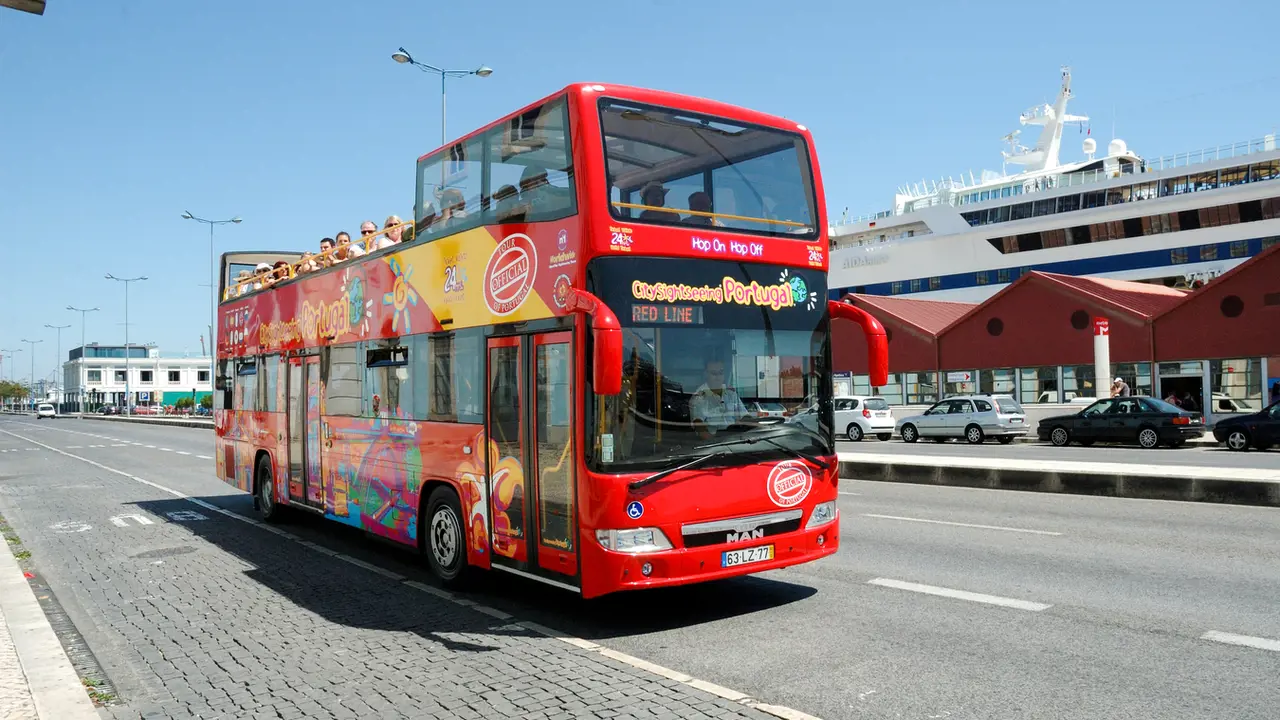 City Sightseeing Lisbon Hop-on Hop-off Bus Tour – Bild 7