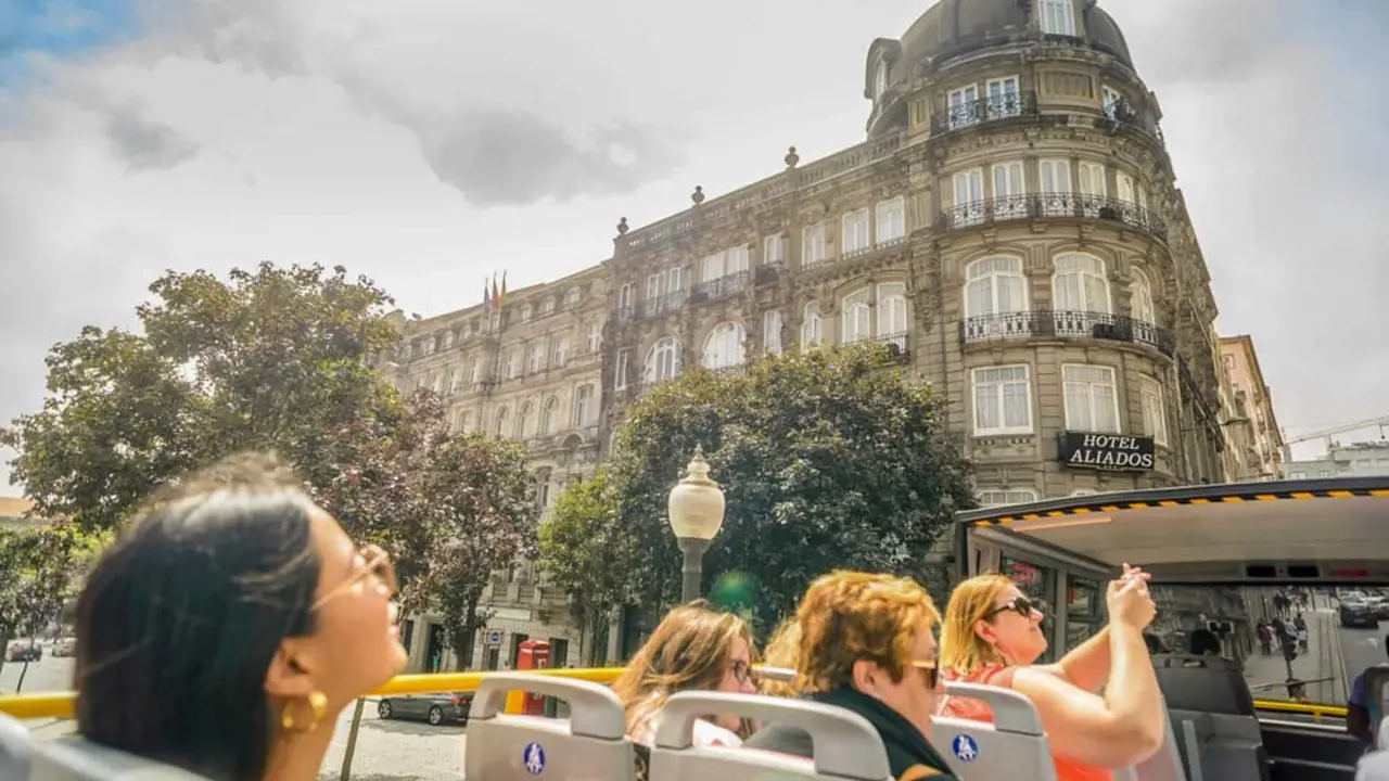 City Sightseeing Porto Hop-on Hop-off Bus Tour – Bild 2