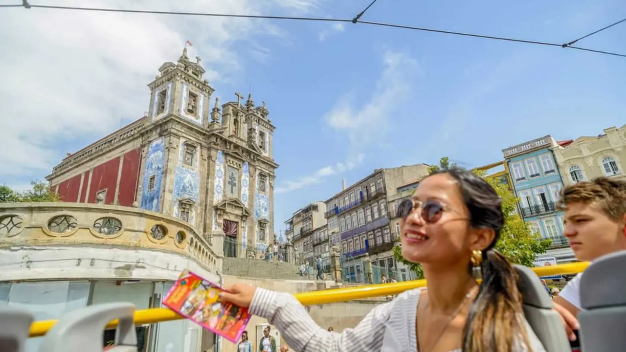 City Sightseeing Porto Hop-on Hop-off Bus Tour – Bild 4