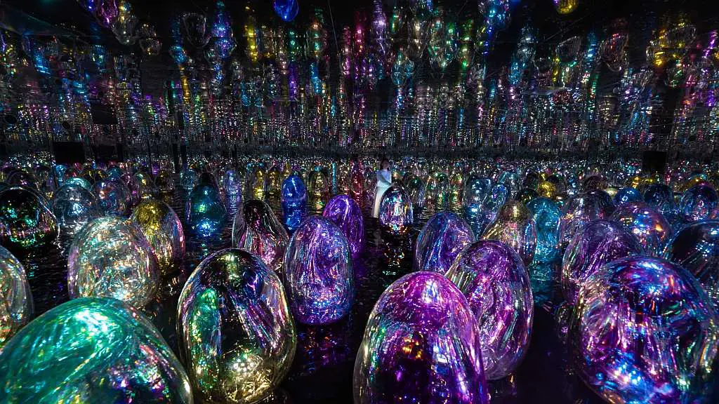Цифровой арт-музей teamLab Phenomena Абу-Даби