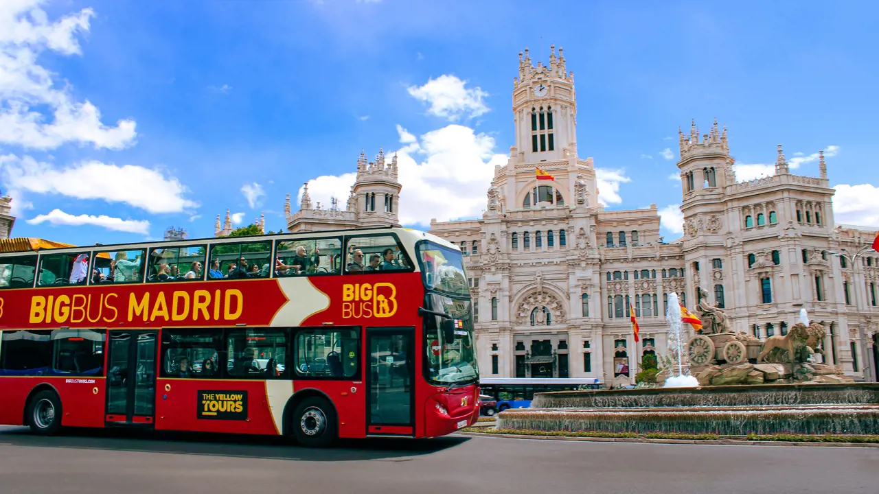Big Bus Madrid Hop-on Hop-off Bus Tour – Bild 2