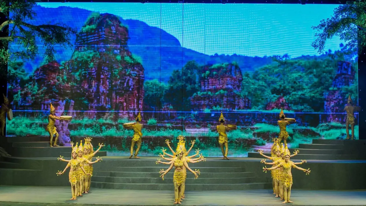 Charming Danang Show Ticket – Bild 8