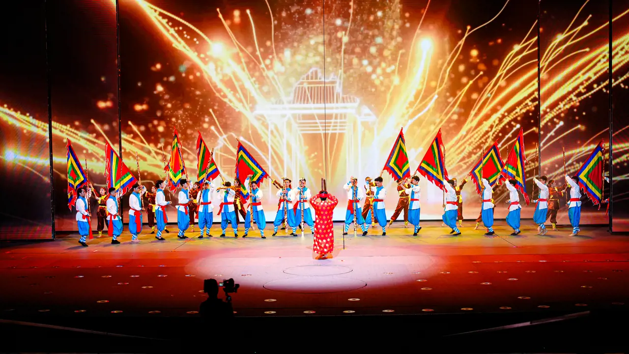 The Grand Epic of Vietnam (Đất Nước Thiên Hùng Ca) Show Ticket