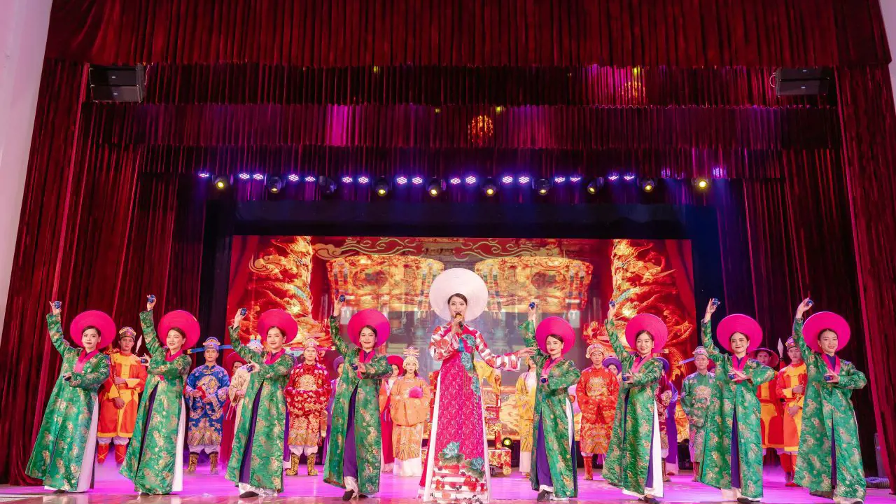 Ao Dai Show in Da Nang – Bild 4